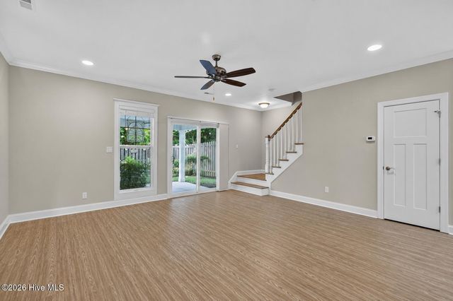 1025 Summer Woods Drive, Wilmington, NC 28412