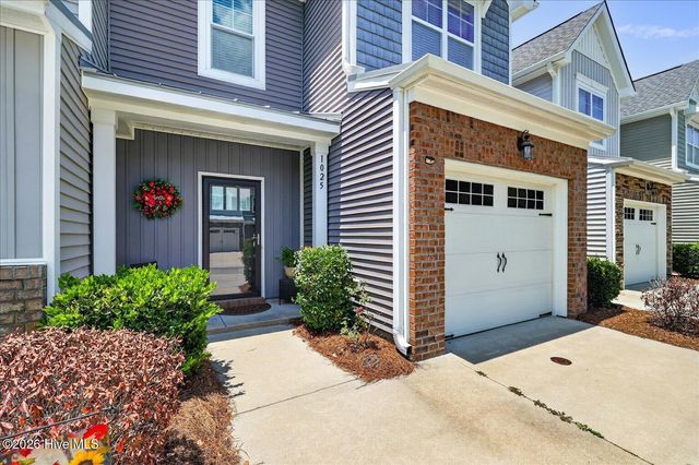 1025 Summer Woods Drive, Wilmington, NC 28412