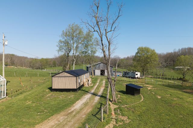 1810 Twin Creek Road, Sadieville, KY 40370