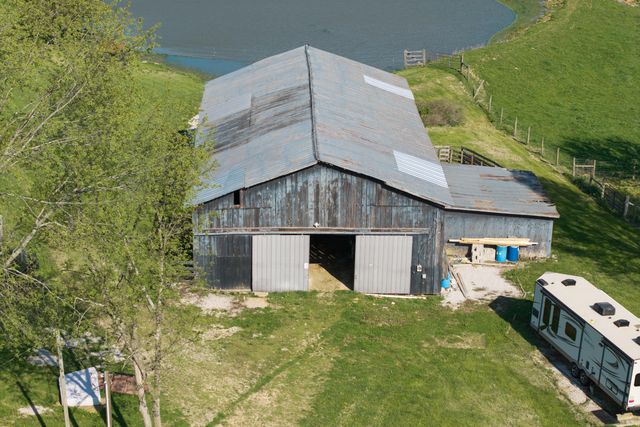 1810 Twin Creek Road, Sadieville, KY 40370