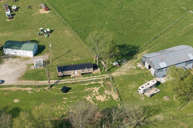 1810 Twin Creek Road, Sadieville, KY 40370