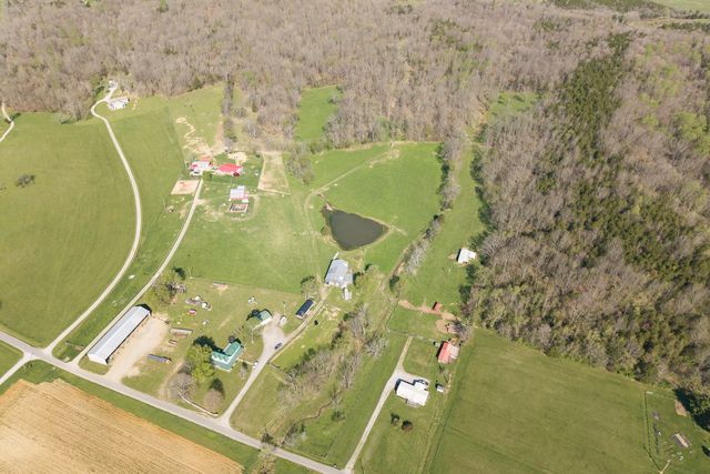 1810 Twin Creek Road, Sadieville, KY 40370