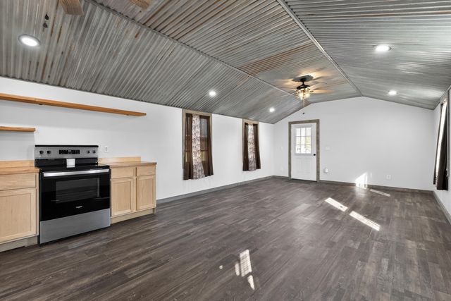 1810 Twin Creek Road, Sadieville, KY 40370
