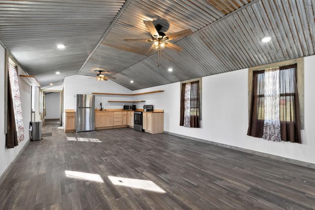 1810 Twin Creek Road, Sadieville, KY 40370
