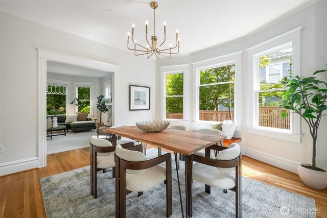 1715 E Mercer Street, Seattle, WA 98112