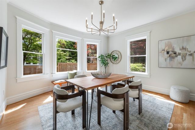 1715 E Mercer Street, Seattle, WA 98112