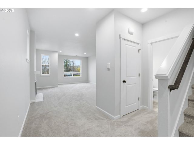 4668 Se 2ND St, Gresham, OR 97080