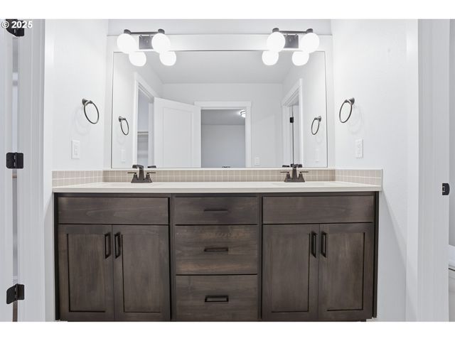 4668 Se 2ND St, Gresham, OR 97080