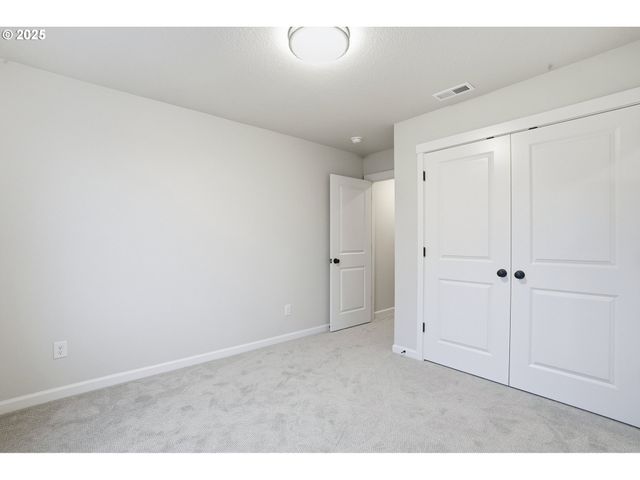 4668 Se 2ND St, Gresham, OR 97080