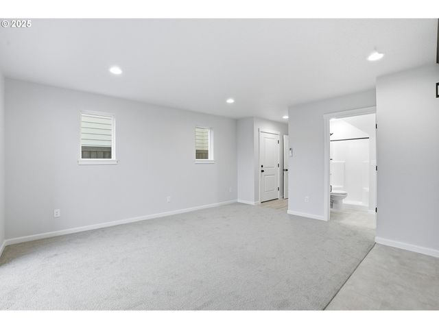 4668 Se 2ND St, Gresham, OR 97080