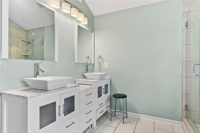 477 Waterford Drive, Boiling Springs, SC 29316