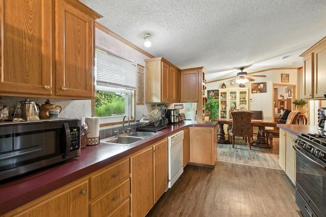 368 County Road 4891, Dayton, TX 77535