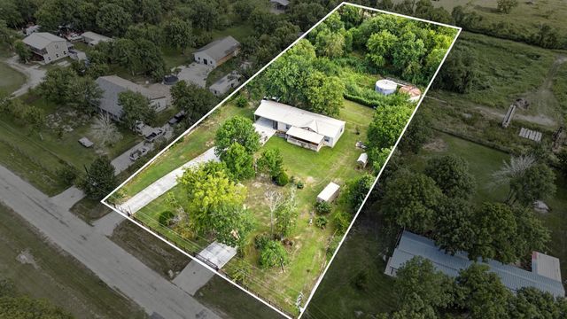 368 County Road 4891, Dayton, TX 77535