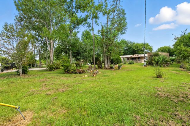 368 County Road 4891, Dayton, TX 77535