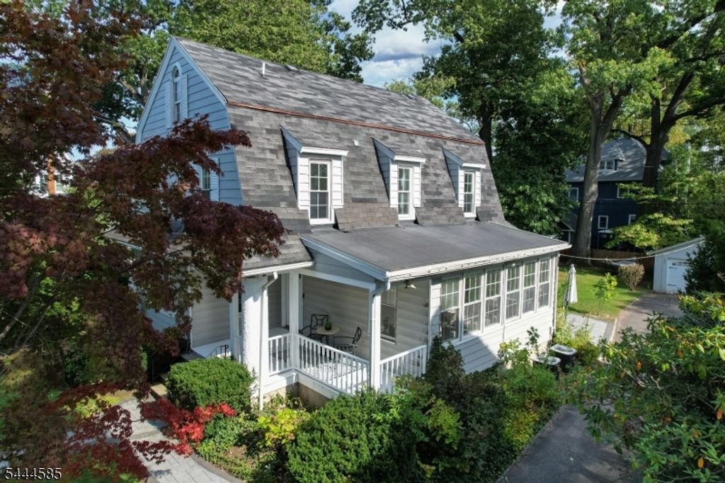 8 Franklin Pl, Montclair Twp., NJ 07042 — photo 2