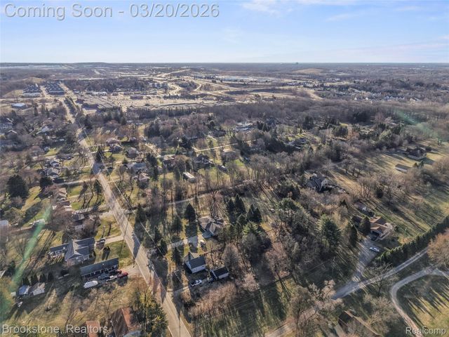 3955 Morgan Road, Orion Charter Township, MI 48359