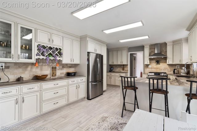 3955 Morgan Road, Orion Charter Township, MI 48359