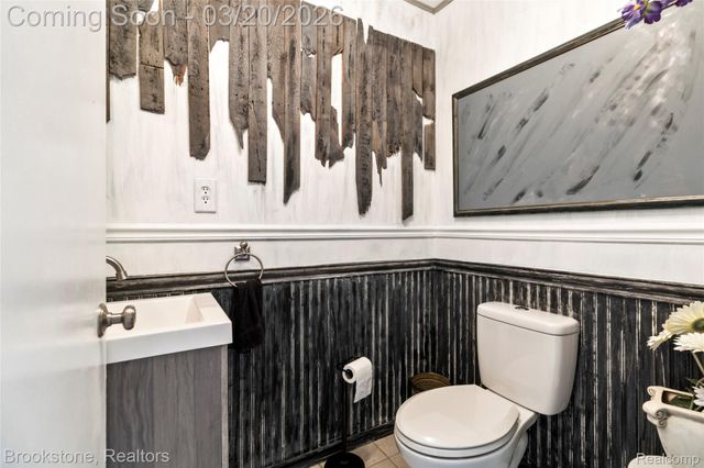 3955 Morgan Road, Orion Charter Township, MI 48359