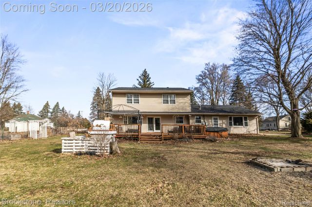 3955 Morgan Road, Orion Charter Township, MI 48359