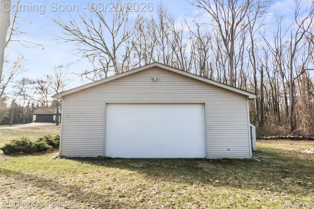 3955 Morgan Road, Orion Charter Township, MI 48359