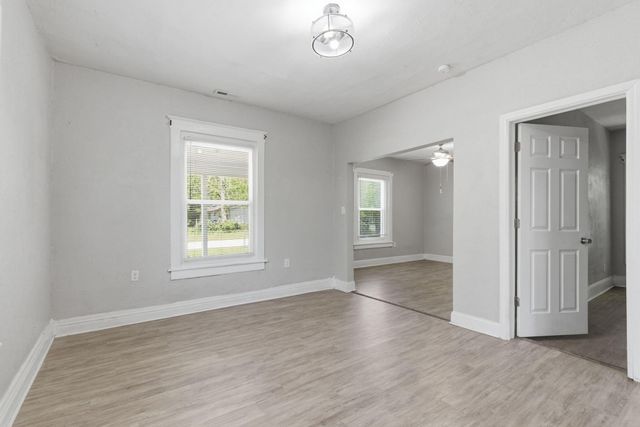 2604 W Calhoun Street, Springfield, MO 65802