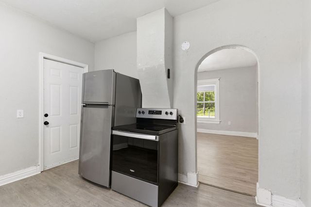 2604 W Calhoun Street, Springfield, MO 65802