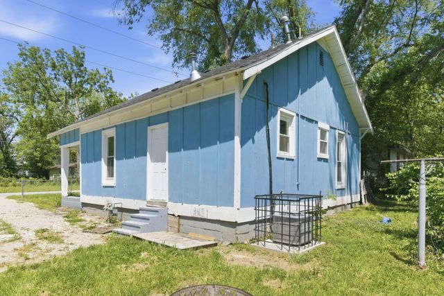 2604 W Calhoun Street, Springfield, MO 65802