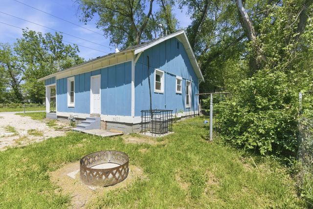 2604 W Calhoun Street, Springfield, MO 65802