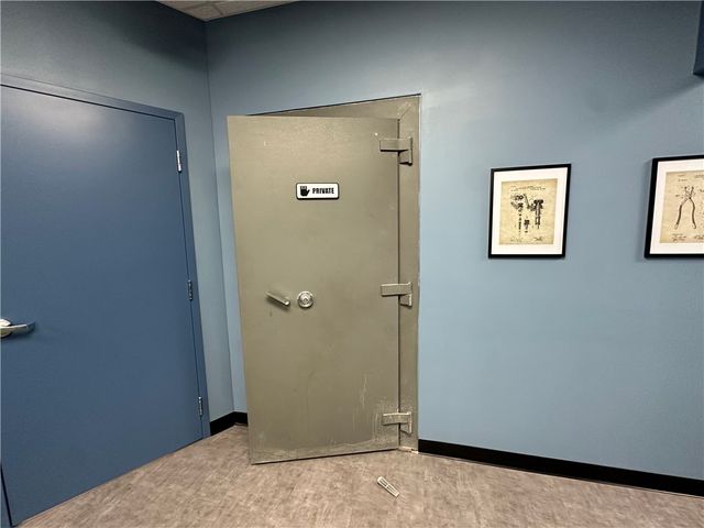 107 E North Street, New Castle, PA 16101