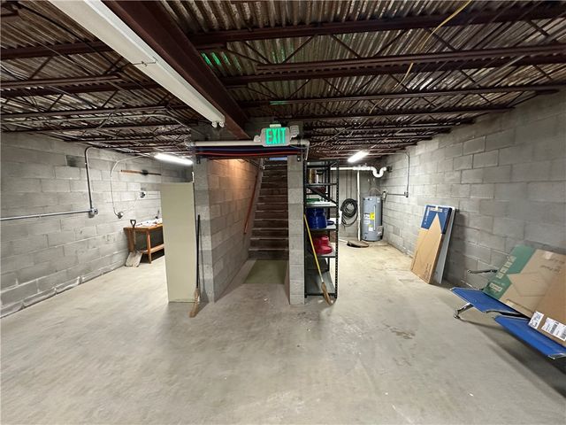 107 E North Street, New Castle, PA 16101