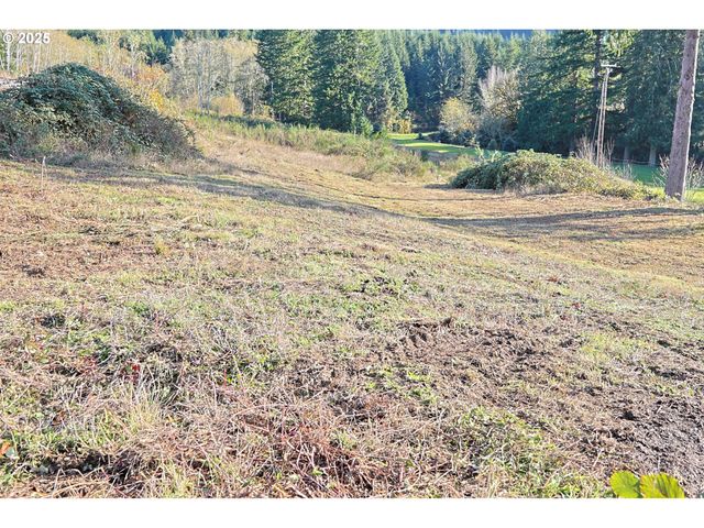 16 Bartleson 1418, Coos Bay, OR 97420