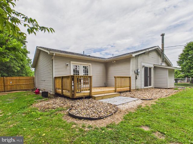 184 DEXTER DR, Martinsburg, WV 25405