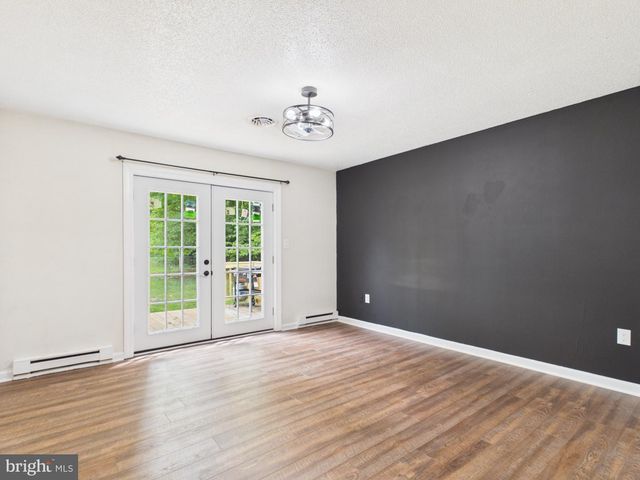 184 DEXTER DR, Martinsburg, WV 25405