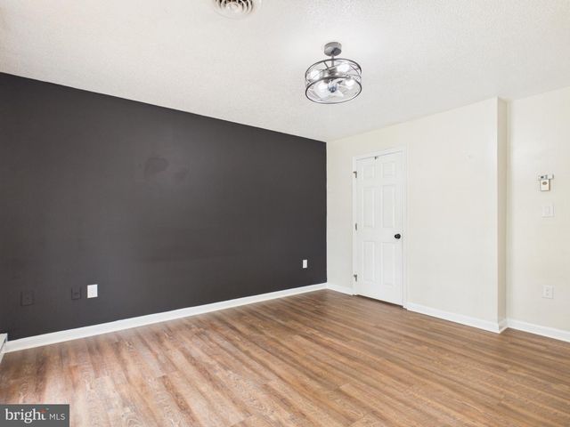 184 DEXTER DR, Martinsburg, WV 25405