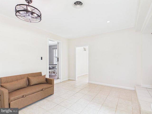 184 DEXTER DR, Martinsburg, WV 25405