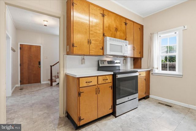 105 S ARTIZAN ST, Williamsport, MD 21795