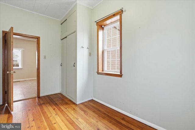 105 S ARTIZAN ST, Williamsport, MD 21795