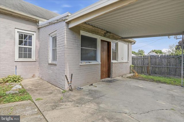 105 S ARTIZAN ST, Williamsport, MD 21795