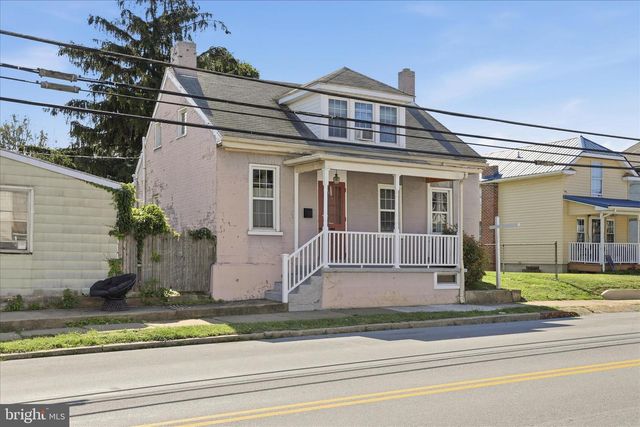 105 S ARTIZAN ST, Williamsport, MD 21795