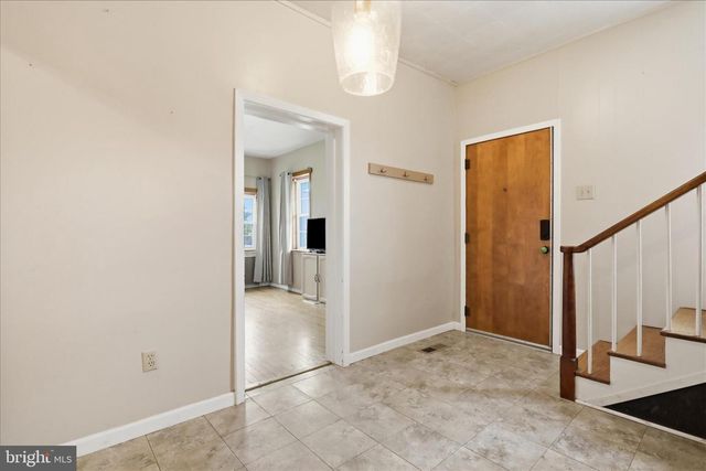 105 S ARTIZAN ST, Williamsport, MD 21795