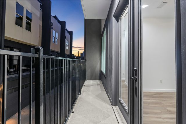 4314 Roseland Avenue 104, Dallas, TX 75204