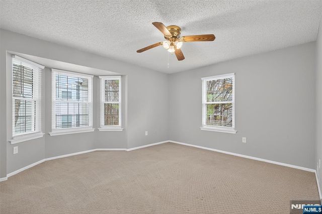 561 Holly Court, Mahwah, NJ 07430