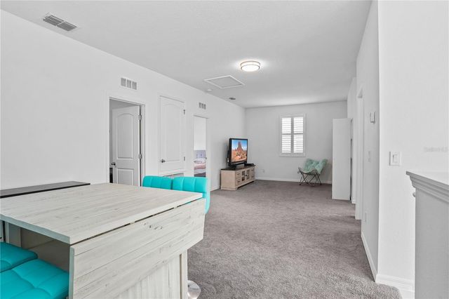 2052 EMERALD SPRINGS DRIVE, Apopka, FL 32712
