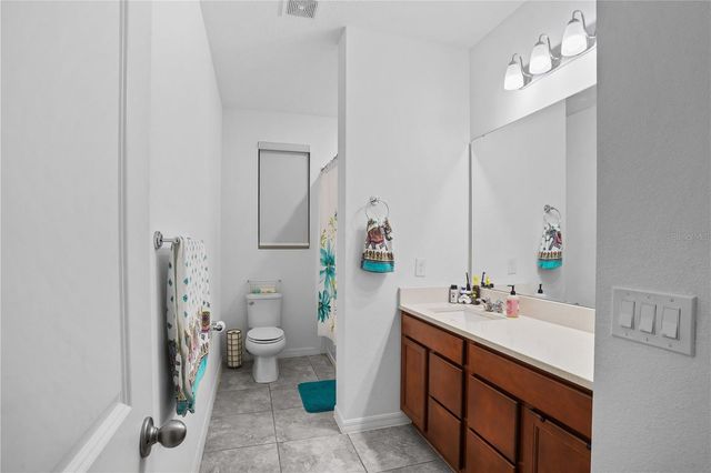 2052 EMERALD SPRINGS DRIVE, Apopka, FL 32712