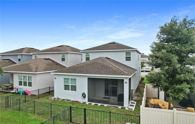 2052 EMERALD SPRINGS DRIVE, Apopka, FL 32712