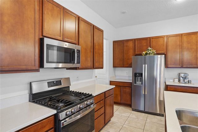 2052 EMERALD SPRINGS DRIVE, Apopka, FL 32712