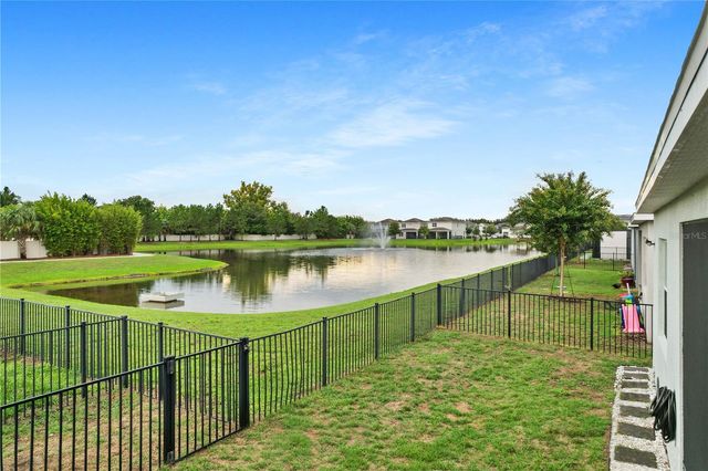 2052 EMERALD SPRINGS DRIVE, Apopka, FL 32712