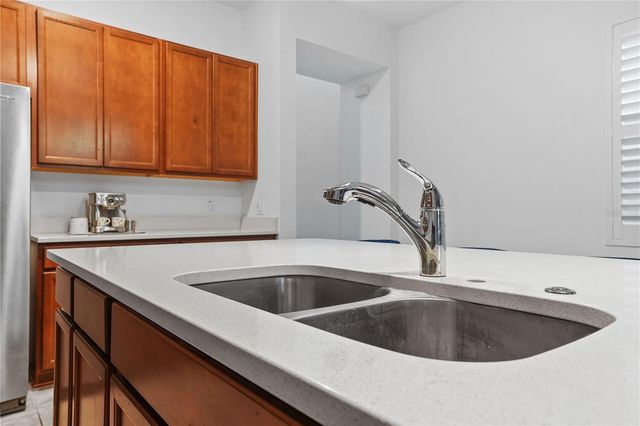 2052 EMERALD SPRINGS DRIVE, Apopka, FL 32712