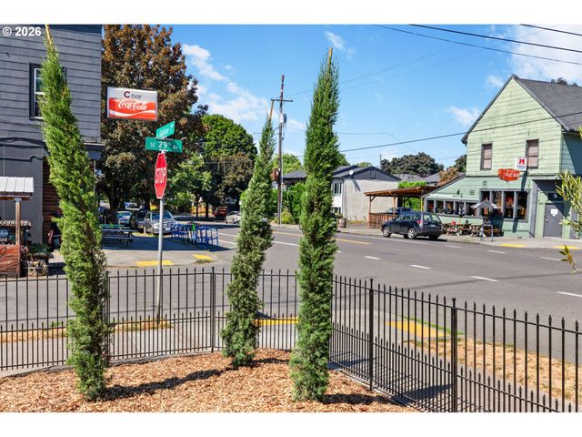 2910 Se Gladstone St, Portland, OR 97202