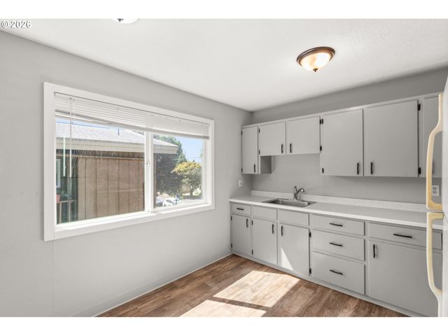 2910 Se Gladstone St, Portland, OR 97202